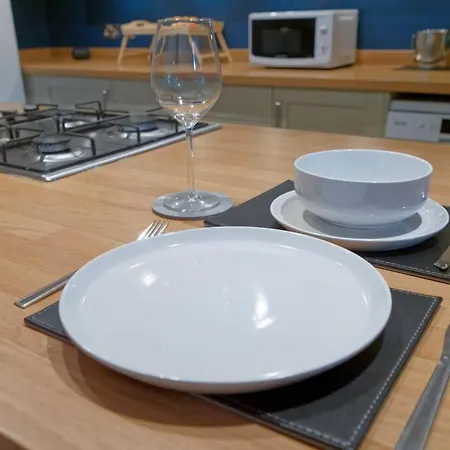 Apartman Stunning Spacious - Sleeps 6